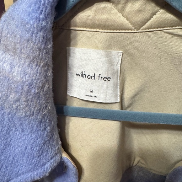 Aritzia shacket size medium - Picture 2 of 3